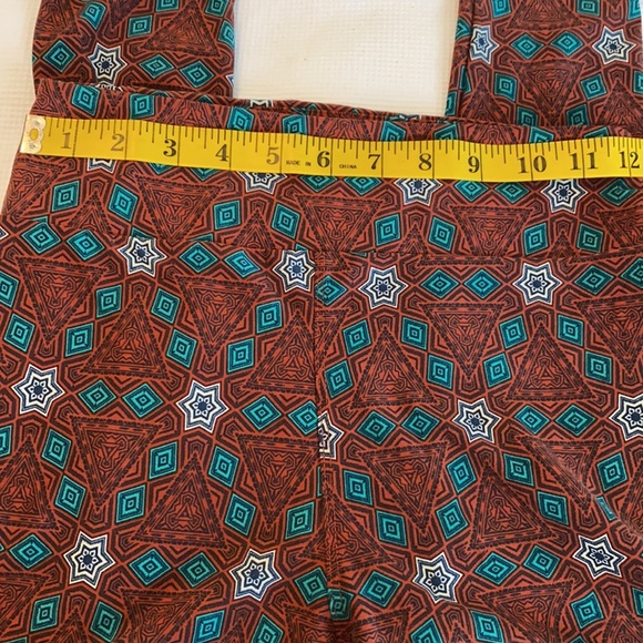 LuLaRoe legging bundle with 4 pieces size OS - Picture 11 of 12